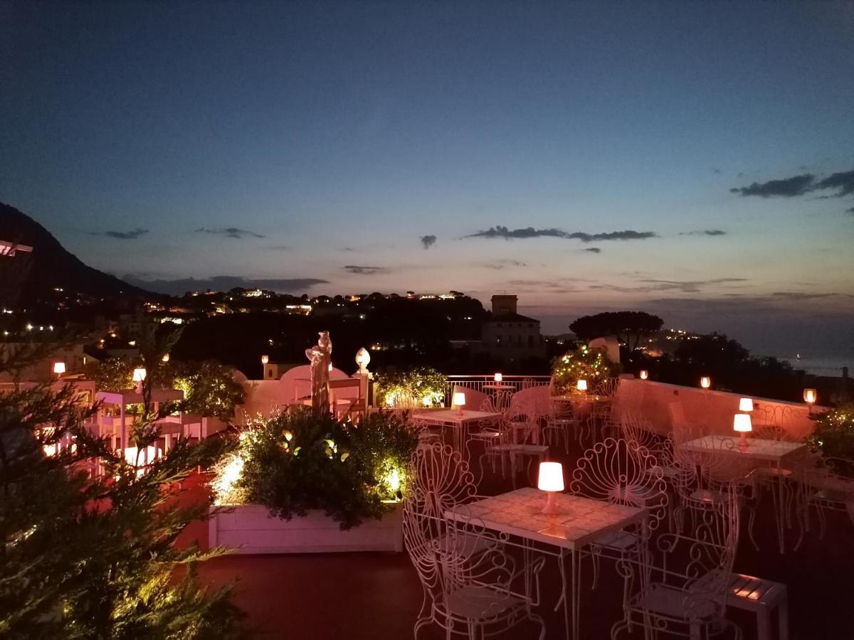 Hotel Casa Di Meglio Ischia Buitenkant foto