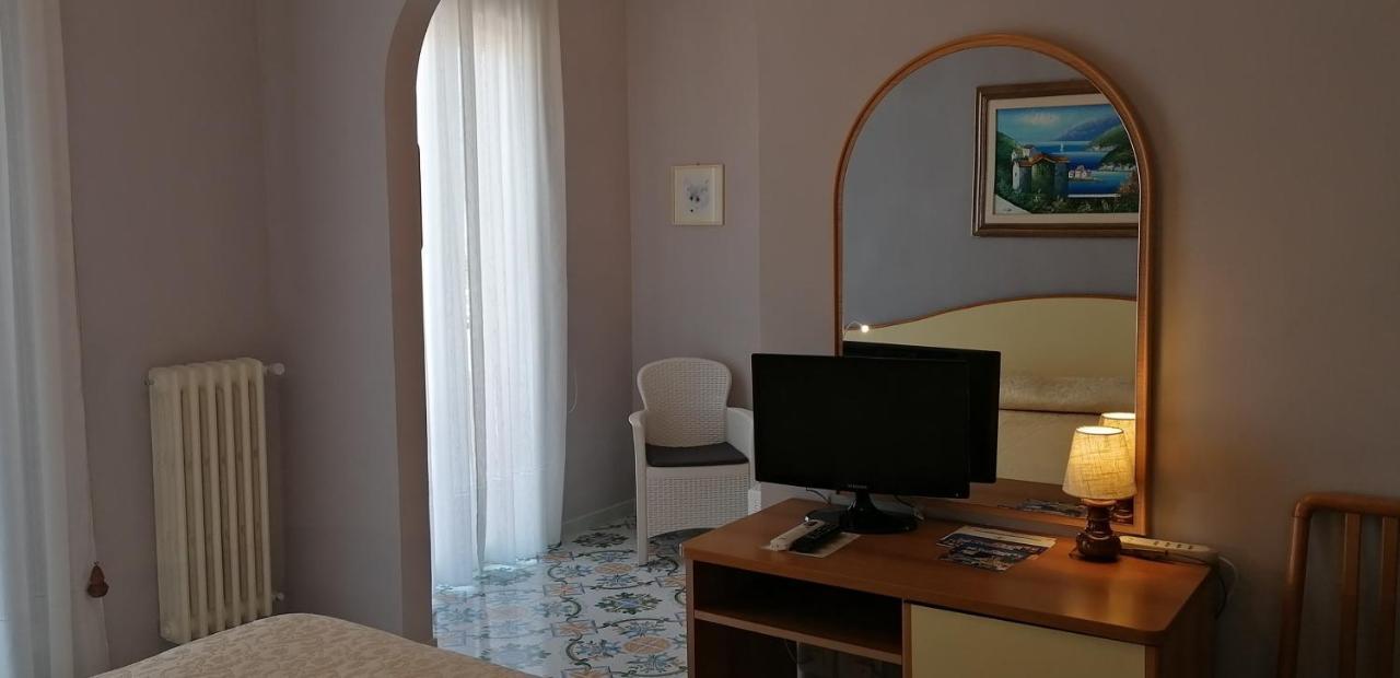 Hotel Casa Di Meglio Ischia Buitenkant foto