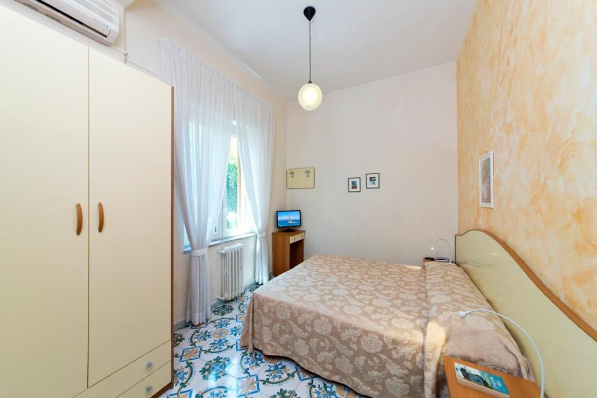Hotel Casa Di Meglio Ischia Buitenkant foto