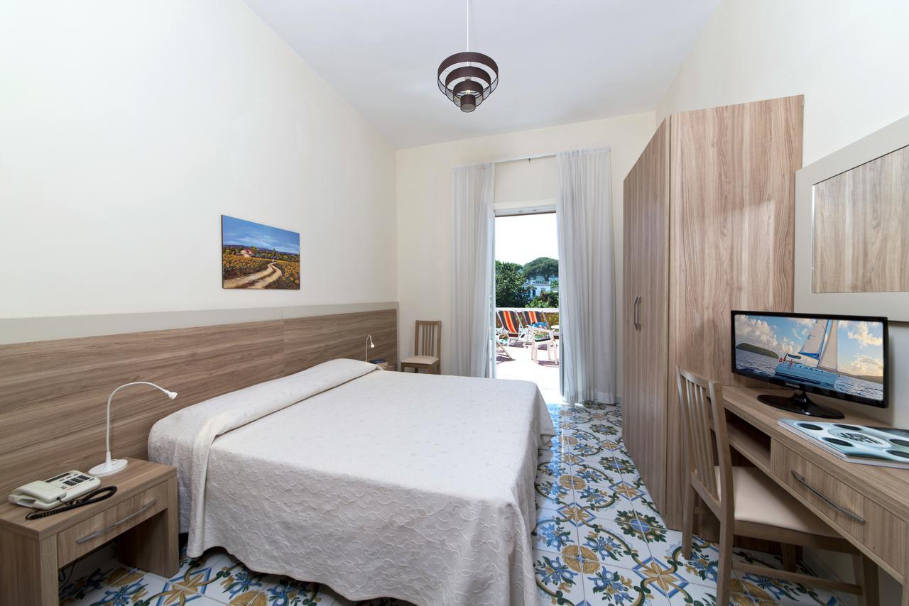 Hotel Casa Di Meglio Ischia Buitenkant foto