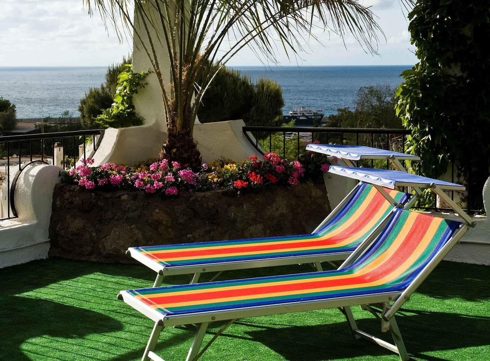 Hotel Casa Di Meglio Ischia Buitenkant foto